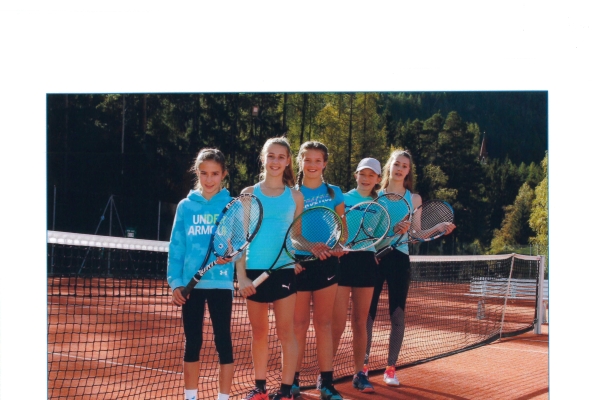 u15-1-platz-mädchen-herbst-2019778D9849-E7F4-17E2-B1E7-03BFD48CA8E3.jpg